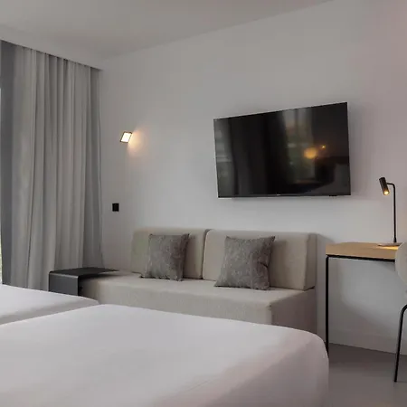 Hm Jaime Iii Hotel